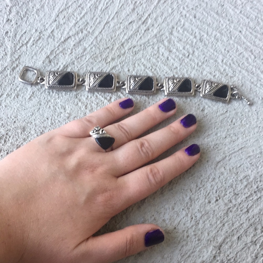 *LAST CHANCE* Black and silver jewelry set